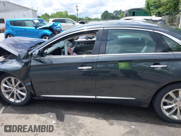 2013 Cadillac XTS Luxury z VIN 2G61P5S34D9109189, wystawiony jako IAAI lot #42242533 z przebiegiem 178 234 mil mil oraz . Historia ofert i sprzedaży dostępna na DreamBid. Obrazek 14.