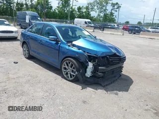 2015 Volkswagen Jetta Sport с VIN 3VWD17AJ9FM297822, выставлен на аукционе IAAI как лот 42621800 с пробегом 99 966 миль миль и . История ставок и продаж доступна на DreamBid. Изображение 1.