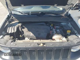 2020 Jeep Renegade Altitude with VIN ZACNJABBXLPL83867, listed as a Copart auction lot 53523955 with 59,045 mi miles and Salvage title. Bid and sale history available at DreamBid. Image 12.