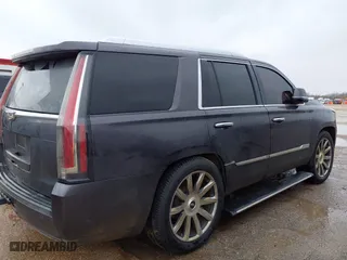 2015 Cadillac Escalade Premium with VIN 1GYS3NKJ5FR540221, listed as a IAAI auction lot 41289989 with 100,191 mi miles. Bid and sale history available at carsss.com. Image 13.
