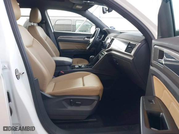 2020 Volkswagen Atlas Cross Sport 3.6L V6 SEL R-Line with VIN 1V2RE2CA2LC231704, listed as a IAAI auction lot 41468843 with 45,779 mi miles. Bid and sale history available at carsss.com. Image 5.