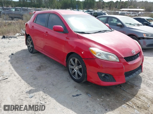 2009 Toyota Matrix S z VIN 2T1KE40E29C026440, wystawiony jako IAAI lot #41718124 z przebiegiem 148 546 mil mil oraz . Historia ofert i sprzedaży dostępna na DreamBid. Obrazek 1.