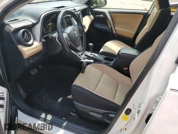 2018 Toyota RAV4 XLE с VIN JTMWFREV8JJ180020, выставлен на аукционе Copart как лот 62836635 с пробегом 58 983 миль миль и Списание • Salvage title. История ставок и продаж доступна на DreamBid. Изображение 7.