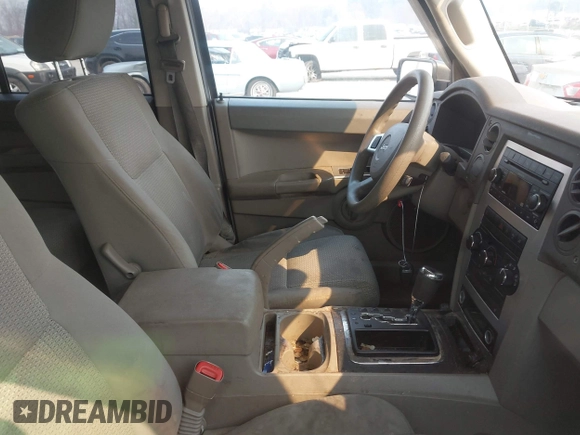 2008 Jeep Commander Sport с VIN 1J8HG48K88C191553, выставлен на аукционе IAAI как лот 41906354 с пробегом 218 143 миль миль и . История ставок и продаж доступна на DreamBid. Изображение 5.