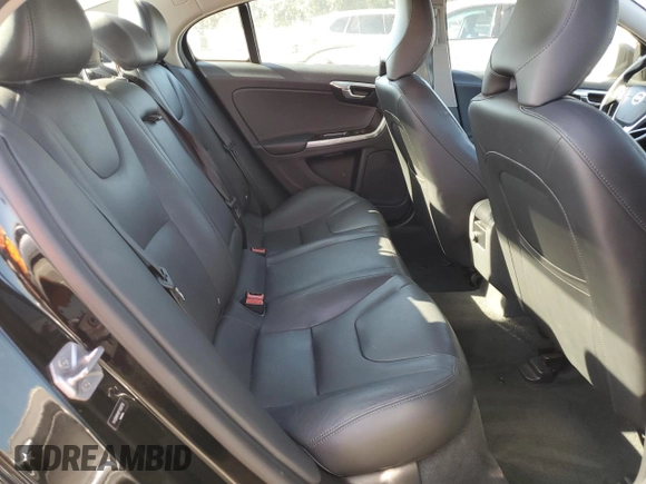 2015 Volvo S60 T5 Drive-E Platinum with VIN YV126MFM3F1358750, listed as a Copart auction lot 63055013 with 60,500 mi miles. Bid and sale history available at carsss.com. Image 10.