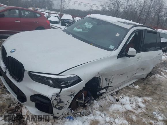 2022 BMW X5 xDrive40i with VIN 5UXCR6C02N9N26231, listed as a IAAI auction lot 41568585 with 18,120 mi miles and . Bid and sale history available at DreamBid. Image 6.