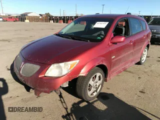 2008 Pontiac Vibe with VIN 5Y2SL65858Z414965, listed as a IAAI auction lot 41702769 with 200,072 mi miles. Bid and sale history available at carsss.com. Image 2.