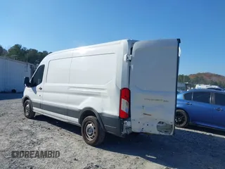 2023 Ford Transit Cargo с VIN 1FTBR1C82PKA54484, выставлен на аукционе IAAI как лот 40983625 с пробегом 57 151 миль миль и . История ставок и продаж доступна на DreamBid. Изображение 14.