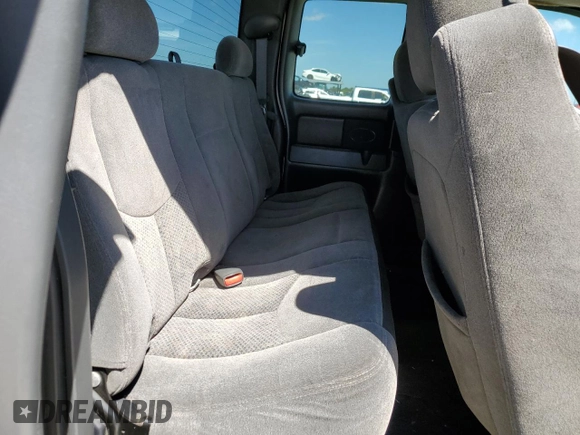 2005 Chevrolet Silverado 1500 Z71 z VIN 1GCEK19Z55Z211222, wystawiony jako Copart lot #49906305 z przebiegiem 245 263 mil mil oraz Czysty tytuł • Clean title. Historia ofert i sprzedaży dostępna na DreamBid. Obrazek 10.