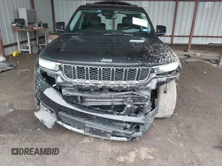 2022 Jeep Grand Cherokee Limited with VIN 1C4RJJBGXN8529050, listed as a IAAI auction lot 42104179 with 41,899 mi miles and . Bid and sale history available at DreamBid. Image 6.