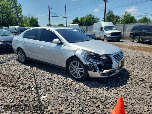 2008 Volkswagen Passat 2.0T with VIN WVWEK73C18P059608, listed as a Copart auction lot 61749825 with 147,963 mi miles and Salvage title. Bid and sale history available at DreamBid. Image 4.