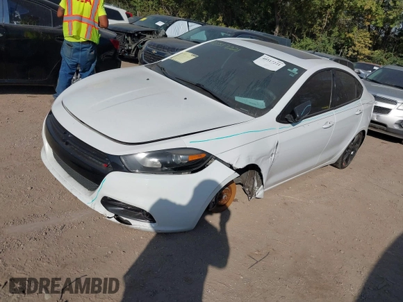 2015 Dodge Dart SXT z VIN 1C3CDFBB9FD422292, wystawiony jako IAAI lot #40517221 z przebiegiem 134 496 mil mil oraz . Historia ofert i sprzedaży dostępna na DreamBid. Obrazek 2.