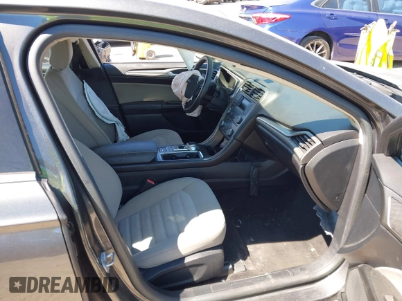 2018 Ford Fusion Hybrid S with VIN 3FA6P0UU3JR122443, listed as a IAAI auction lot 41898129 with 119,873 mi miles. Bid and sale history available at carsss.com. Image 5.