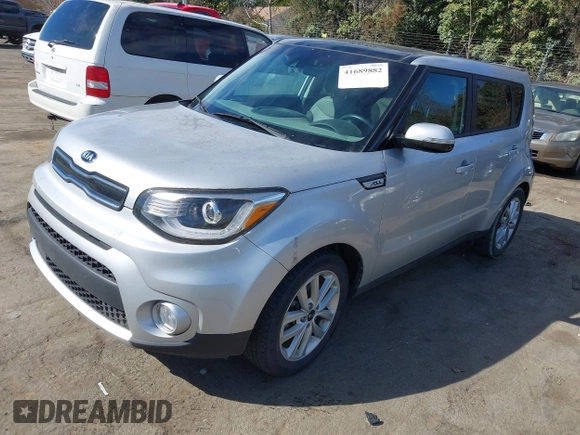 2018 Kia Soul + with VIN KNDJP3A59J7607163, listed as a IAAI auction lot 41689882 with 39,451 mi miles. Bid and sale history available at carsss.com. Image 2.