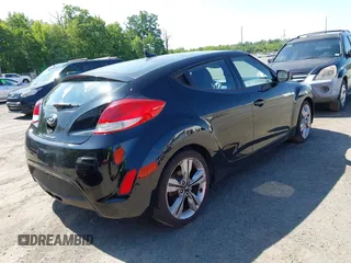 2016 Hyundai Veloster z VIN KMHTC6AD0GU249986, wystawiony jako IAAI lot #42361364 z przebiegiem 131 111 mil mil oraz . Historia ofert i sprzedaży dostępna na DreamBid. Obrazek 4.