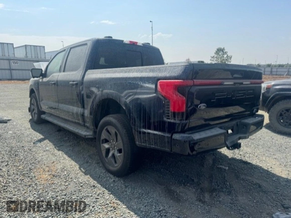 2022 Ford F-150 Lightning Pro z VIN 1FT6W1EV8NWG04113, wystawiony jako Copart lot #51413924 z przebiegiem Nie podano mil oraz Szkoda całkowita • Salvage title. Historia ofert i sprzedaży dostępna na DreamBid. Obrazek 2.