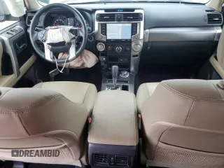 2020 Toyota 4Runner SR5 with VIN JTEBU5JR6L5753784, listed as a Copart auction lot 63116935 with 63,095 mi miles and Salvage title. Bid and sale history available at DreamBid. Image 8.