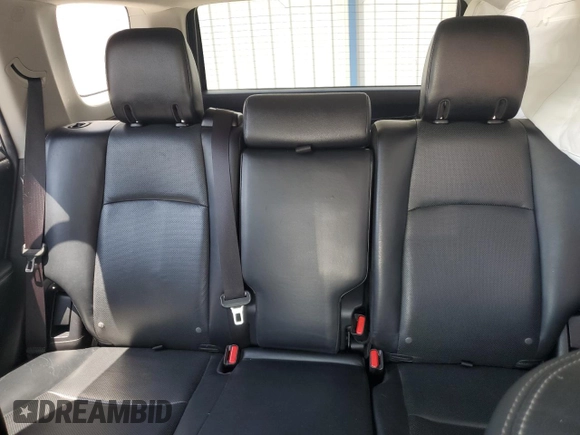 2014 Toyota 4Runner SR5 with VIN JTEZU5JR3E5075786, listed as a Copart auction lot 57126775 with 140,577 mi miles and Salvage title. Bid and sale history available at DreamBid. Image 10.