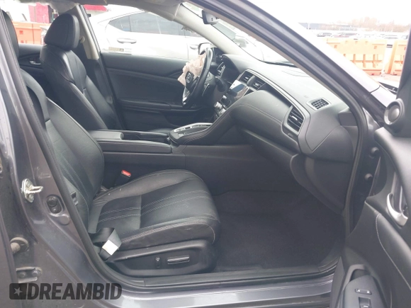 2019 Honda Insight Touring with VIN 19XZE4F90KE020510, listed as a IAAI auction lot 41838187 with 88,649 mi miles and . Bid and sale history available at DreamBid. Image 5.