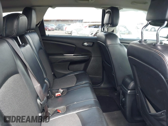 2018 Dodge Journey Crossroad z VIN 3C4PDCGBXJT473775, wystawiony jako IAAI lot #41740081 z przebiegiem 98 286 mil mil oraz . Historia ofert i sprzedaży dostępna na DreamBid. Obrazek 8.
