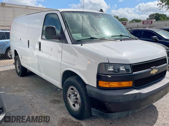 2019 Chevrolet Express Cargo with VIN 1GCWGAFP8K1370612, listed as a Copart auction lot 62214645 with 104,484 mi miles and Clean title. Bid and sale history available at DreamBid. Image 1.