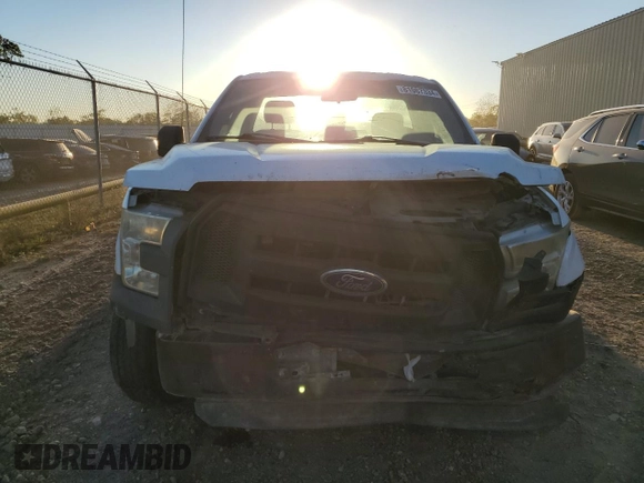 2015 Ford F-150 XL z VIN 1FTMF1C89FKD17411, wystawiony jako Copart lot #81067334 z przebiegiem Nie podano mil oraz Szkoda całkowita • Salvage title. Historia ofert i sprzedaży dostępna na DreamBid. Obrazek 5.