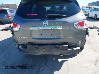 2015 Nissan Pathfinder SV z VIN 5N1AR2MN7FC634047, wystawiony jako IAAI lot #41678376 z przebiegiem 151 580 mil mil oraz . Historia ofert i sprzedaży dostępna na DreamBid. Obrazek 18.