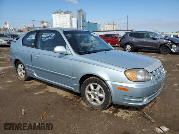 2005 Hyundai Accent GLS with VIN KMHCG35CX5U335873, listed as a Copart auction lot 74374674 with 91,381 mi miles and Clean Title. Bid and sale history available at carsss.com. Image 4.
