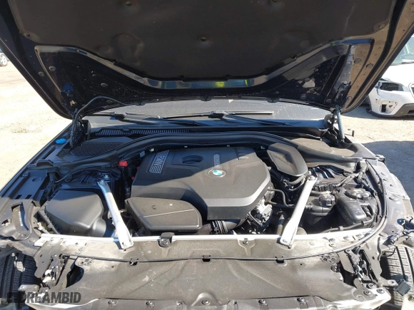 2019 BMW 5 Series 530i xDrive with VIN WBAJA7C55KG912518, listed as a IAAI auction lot 41846385 with 58,262 mi miles. Bid and sale history available at carsss.com. Image 10.