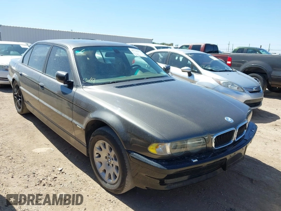 2001 BMW 7 Series 740iL with VIN WBAGH83421DP25417, listed as a IAAI auction lot 41725971 with 165,599 mi miles. Bid and sale history available at carsss.com. Image 1.