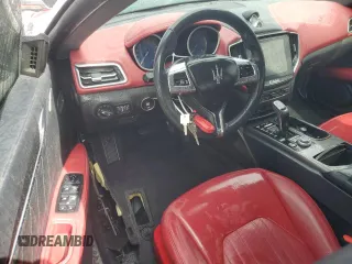 2019 Maserati Ghibli z VIN ZAM57XSA3K1319532, wystawiony jako Copart lot #74282384 z przebiegiem Nie podano mil oraz Nie do naprawy. Historia ofert i sprzedaży dostępna na DreamBid. Obrazek 8.