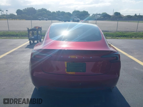 2025 Tesla Model 3 Long Range with VIN 5YJ3E1EA6SF967254, listed as a IAAI auction lot 42345651 with 1,180 mi miles and . Bid and sale history available at DreamBid. Image 17.