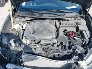 2016 Nissan Maxima 3.5 SV with VIN 1N4AA6AP0GC905837, listed as a IAAI auction lot 41730405 with 80,279 mi miles. Bid and sale history available at carsss.com. Image 10.