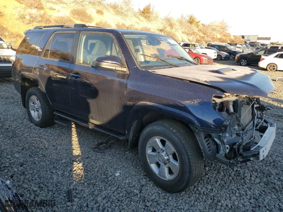 2022 Toyota 4Runner TRD Off Road with VIN JTEPU5JR7N6030917, listed as a Copart auction lot 41658425 with 35,616 mi miles and Salvage Title. Bid and sale history available at carsss.com. Image 4.