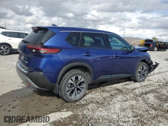 2021 Nissan Rogue SV z VIN 5N1AT3BB3MC829740, wystawiony jako Copart lot #51128825 z przebiegiem 28 277 mil mil oraz Szkoda całkowita • Salvage title. Historia ofert i sprzedaży dostępna na DreamBid. Obrazek 3.