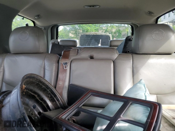2006 Cadillac Escalade z VIN 1GYEK63N76R136618, wystawiony jako Copart lot #58990945 z przebiegiem Nie podano mil oraz Czysty tytuł • Clean title. Historia ofert i sprzedaży dostępna na DreamBid. Obrazek 10.