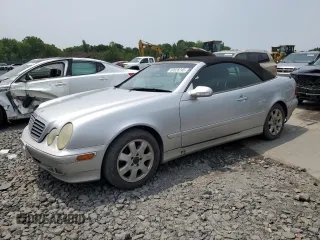 2002 Mercedes-Benz CLK 320/430 z VIN WDBLK65GX2T114569, wystawiony jako Copart lot #60828245 z przebiegiem 248 836 mil mil oraz Szkoda całkowita • Salvage title. Historia ofert i sprzedaży dostępna na DreamBid. Obrazek 1.