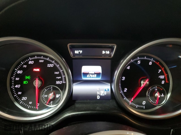 2017 Mercedes-Benz GLS 450 with VIN 4JGDF6EE0HA925547, listed as a Copart auction lot 60476944 with 67,645 mi miles and Salvage Title. Bid and sale history available at DreamBid. Image 9.
