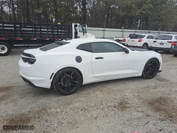 2021 Chevrolet Camaro 1LT with VIN 1G1FA1RS5M0140464, listed as a Copart auction lot 43567795 with 80,500 mi miles and Clean Title. Bid and sale history available at carsss.com. Image 3.
