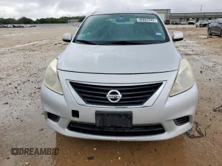 2012 Nissan Versa SV z VIN 3N1CN7AP3CL940595, wystawiony jako Copart lot #60862945 z przebiegiem 144 886 mil mil oraz Szkoda całkowita • Salvage title. Historia ofert i sprzedaży dostępna na DreamBid. Obrazek 5.