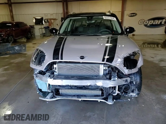 2024 MINI Countryman Cooper S z VIN WMZ53BR02R3R37357, wystawiony jako Copart lot #82251834 z przebiegiem 23 608 mil mil oraz Czysty tytuł • Clean title. Historia ofert i sprzedaży dostępna na DreamBid. Obrazek 15.