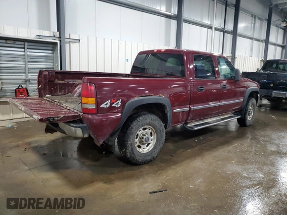 2002 GMC Sierra 1500HD SLE z VIN 1GTGK13U32F137446, wystawiony jako Copart lot #82978294 z przebiegiem 144 560 mil mil oraz Szkody całkowita. Historia ofert i sprzedaży dostępna na DreamBid. Obrazek 3.