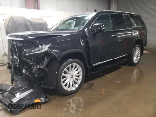 2023 Cadillac Escalade 4WD Premium Luxury z VIN 1GYS4BKL9PR507236, wystawiony jako Copart lot #43825525 z przebiegiem 9471 mil mil oraz Szkody całkowita. Historia ofert i sprzedaży dostępna na DreamBid. Obrazek 1.