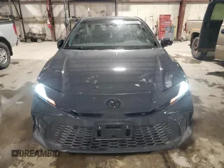 2025 Toyota Camry LE with VIN 4T1DAACK1SU040161, listed as a Copart auction lot 45751455 with 4,022 mi miles and Salvage Title. Bid and sale history available at carsss.com. Image 5.