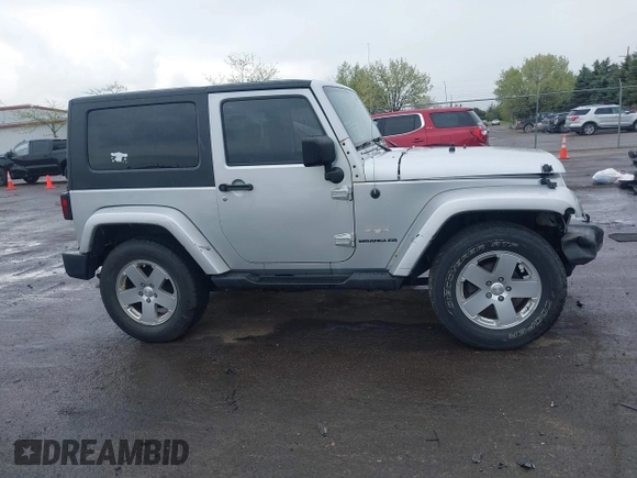2010 Jeep Wrangler Sahara с VIN 1J4AA5D10AL166398, выставлен на аукционе IAAI как лот 42144530 с пробегом 140 020 миль миль и . История ставок и продаж доступна на DreamBid. Изображение 13.