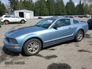 2005 Ford Mustang Deluxe with VIN 1ZVFT80N655158880, listed as a Copart auction lot 52186875 with 181,704 mi miles and Clean Title. Bid and sale history available at carsss.com. Image 1.