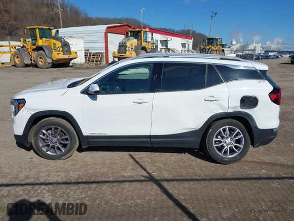 2023 GMC Terrain SLT z VIN 3GKALPEG5PL268358, wystawiony jako IAAI lot #41842764 z przebiegiem 23 989 mil mil oraz . Historia ofert i sprzedaży dostępna na DreamBid. Obrazek 14.