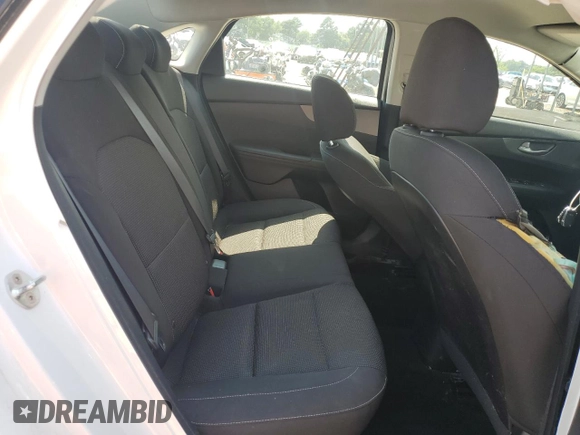 2019 Kia Forte LXS z VIN 3KPF24AD8KE012730, wystawiony jako Copart lot #63758095 z przebiegiem 78 541 mil mil oraz Nie do naprawy • Non repairable. Historia ofert i sprzedaży dostępna na DreamBid. Obrazek 10.