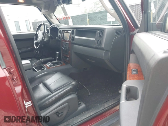 2008 Jeep Commander Limited z VIN 1J8HG58228C244124, wystawiony jako IAAI lot #41491040 z przebiegiem 141 970 mil mil oraz . Historia ofert i sprzedaży dostępna na DreamBid. Obrazek 5.