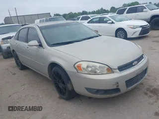 2008 Chevrolet Impala LTZ with VIN 2G1WU583689258236, listed as a IAAI auction lot 41926064 with 202,790 mi miles and . Bid and sale history available at DreamBid. Image 1.